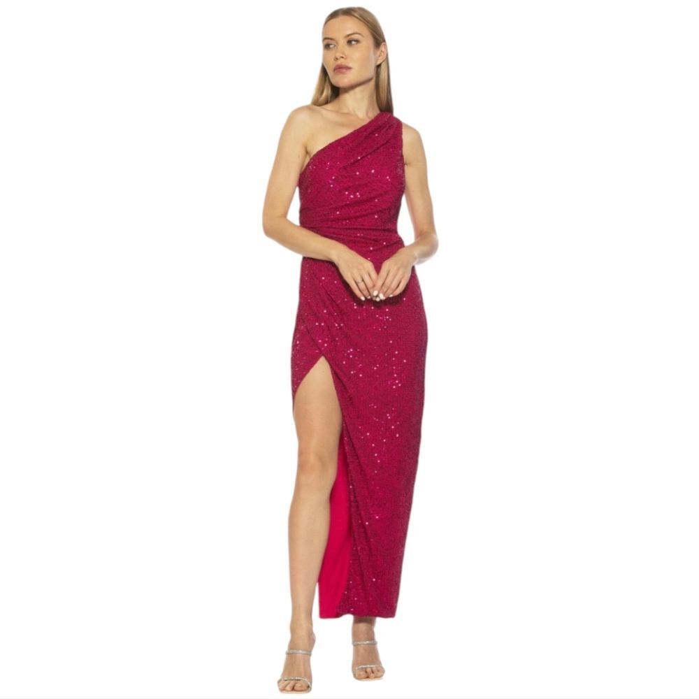 Alexia Admor One Shoulder Fuchsia Gown